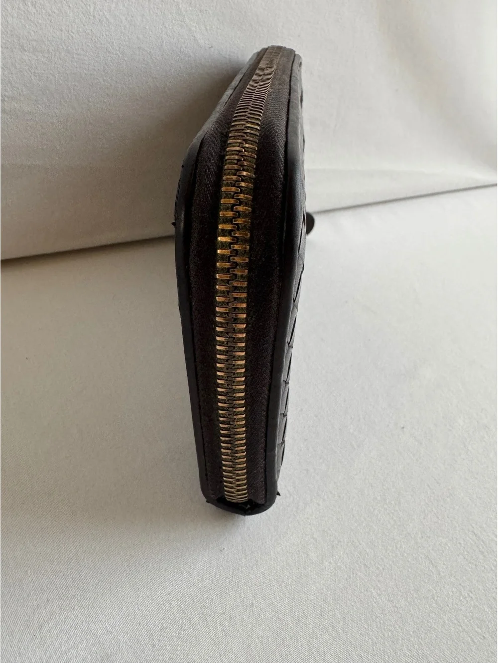 Bottega Veneta Intrecciato Zip Around Wallet Dark Brown Leather Made Italy COA